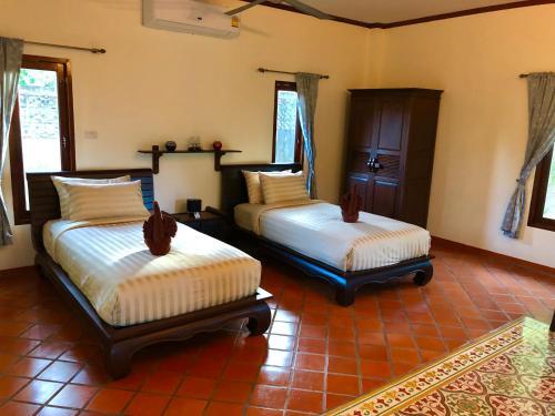 Муанг: Chalong Oasis Resort & Spa