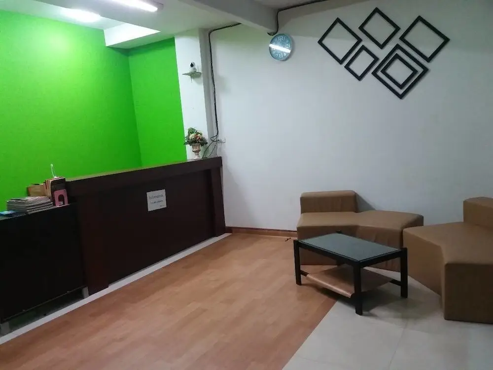 Ланта: Lanta Long Beach Apartment - Hostel
