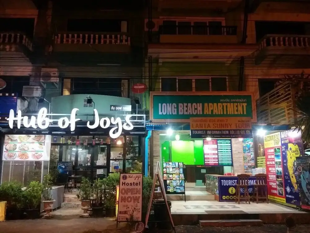 Ланта: Lanta Long Beach Apartment - Hostel