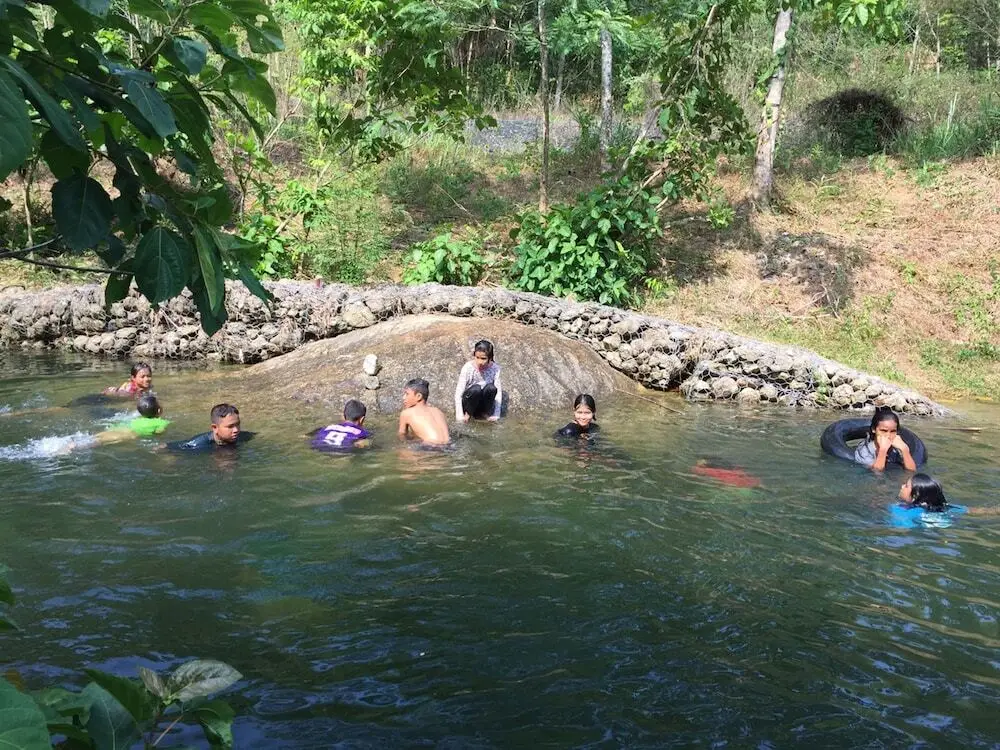 Лансака: Wang Tey Homestay Khiri Wong
