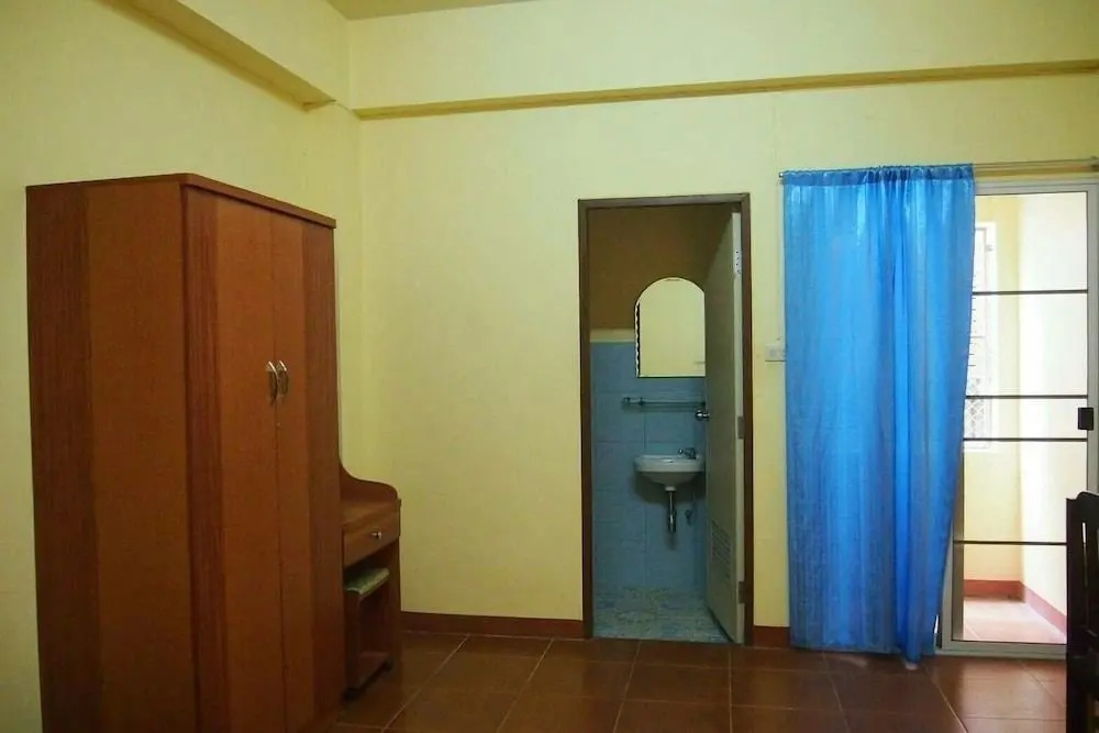 Чиангмай: Baan Jaroenporn