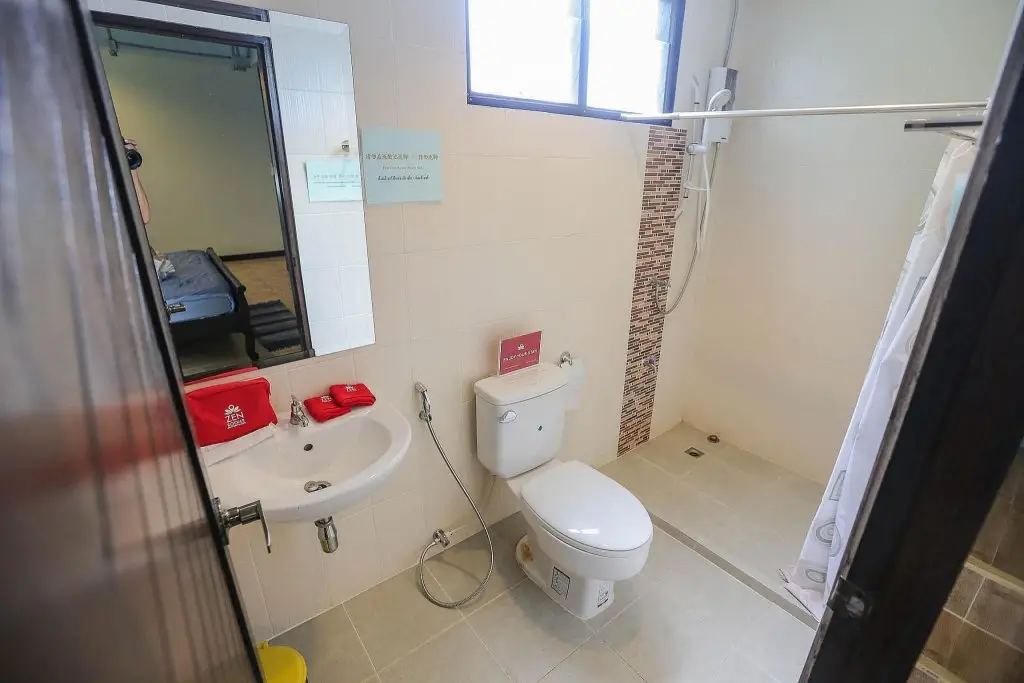 Чиангмай: ZEN Rooms Changmoi Soi 2