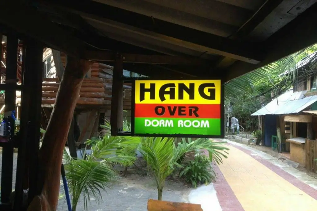 Пхи-Пхи-Дон: Hangover Hostel