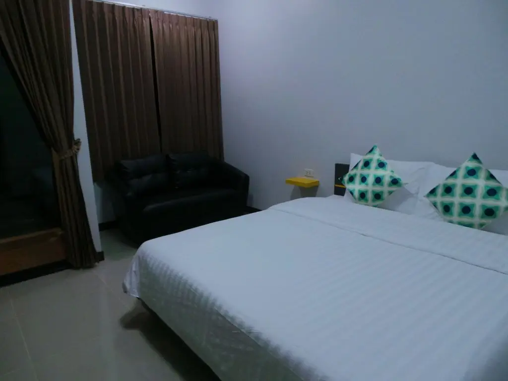 Тха Тум: The Icon Service Apartment