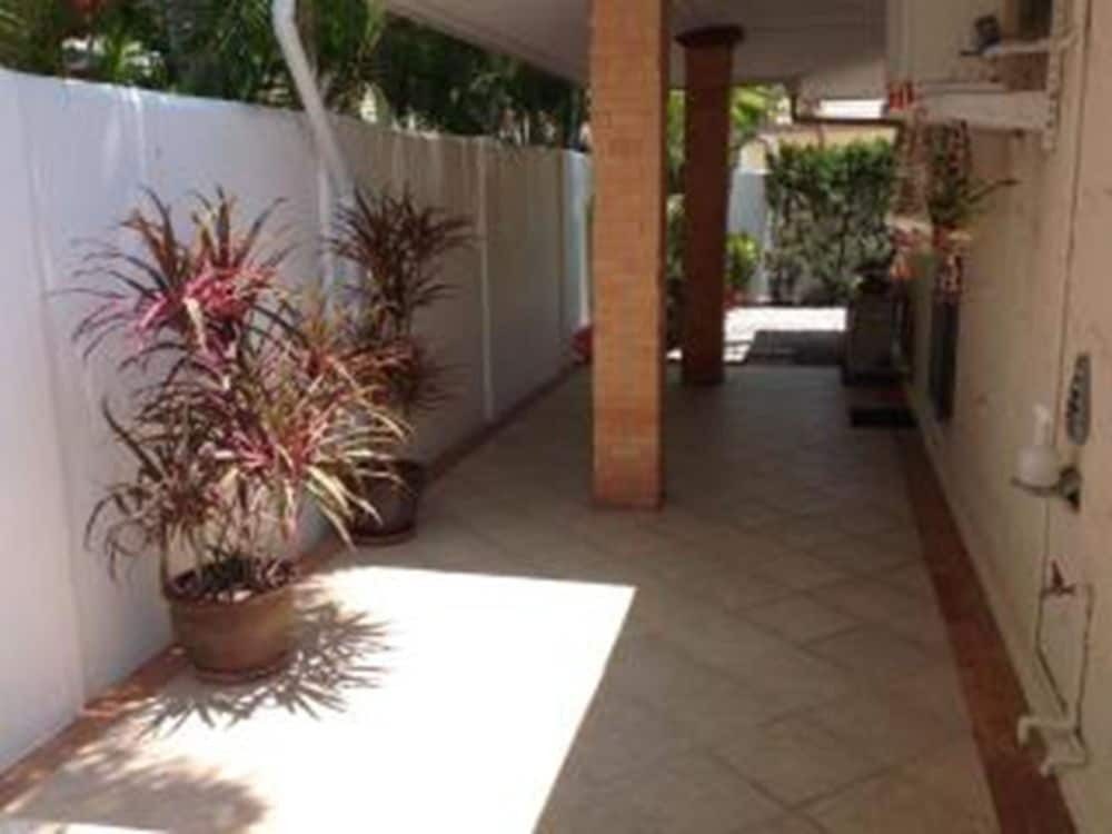 Сам-Рои-Йот: Baansiesom Private Pool Villa