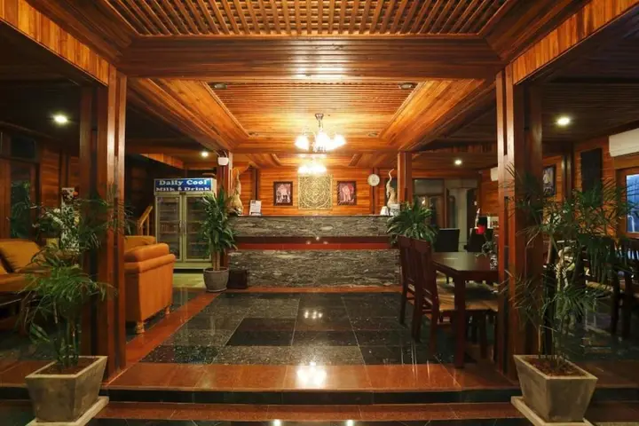 Тхаланг: Sudee Villa