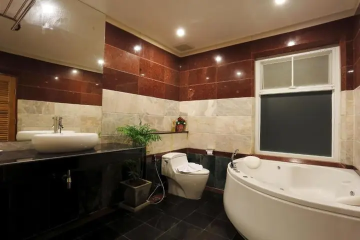 Тхаланг: Sudee Villa