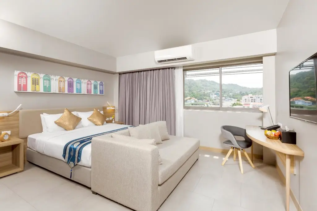 Патонг: Отель Journeyhub Phuket Patong