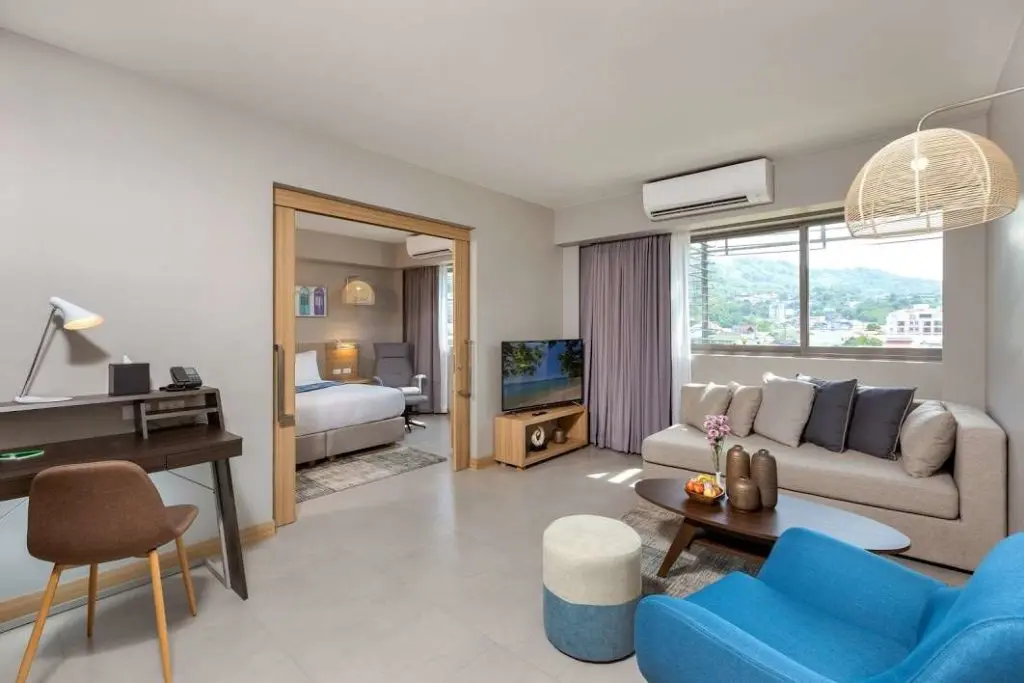Патонг: Отель Journeyhub Phuket Patong