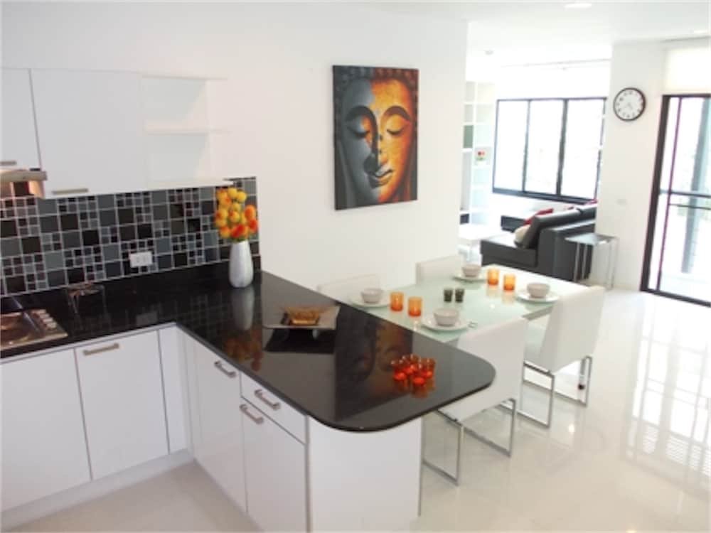 Кату: Kamala Regent 2 bedrooms Apartment