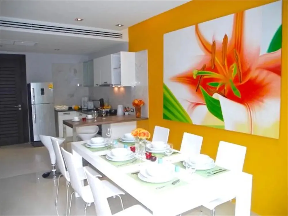 Кату: Emerald Patong 2 bedrooms Apartment Mountain View
