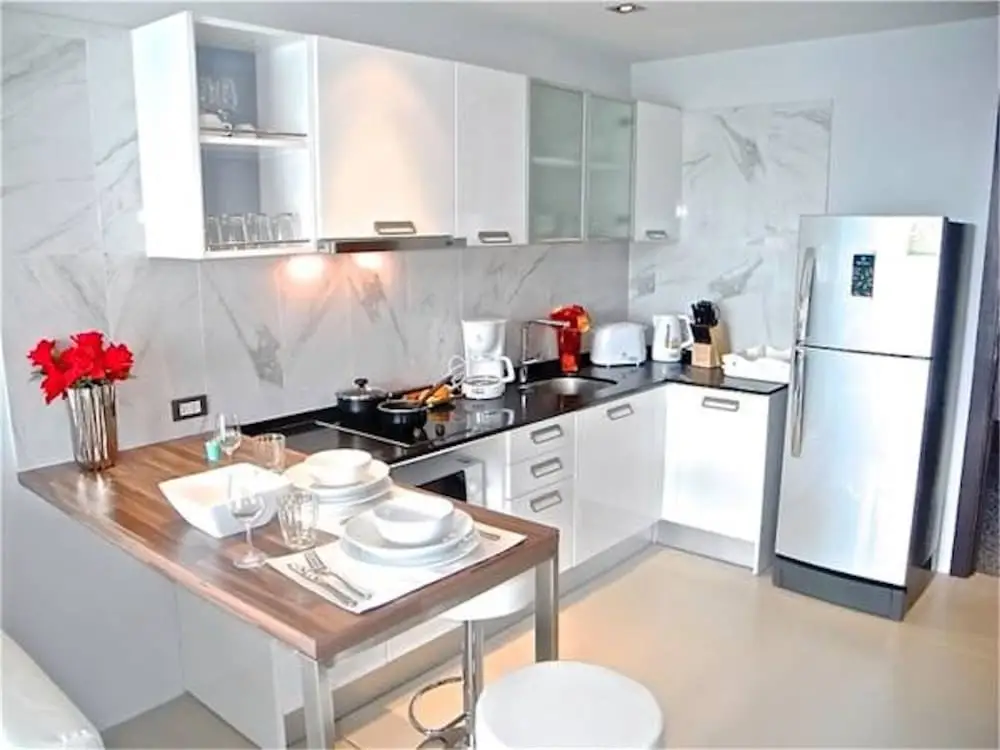Emerald Patong 1 bedroom Modern Apartment — фото 1