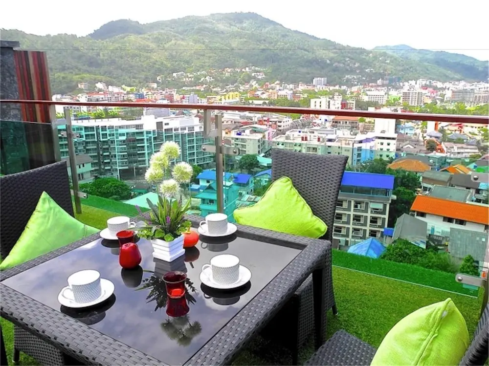 Кату: Emerald Patong 2 bedrooms Apartment with Terrace