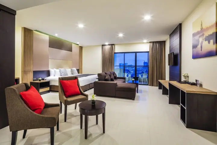 Паттайя: GRAND PALAZZO HOTEL PATTAYA (SHA Extra plus)