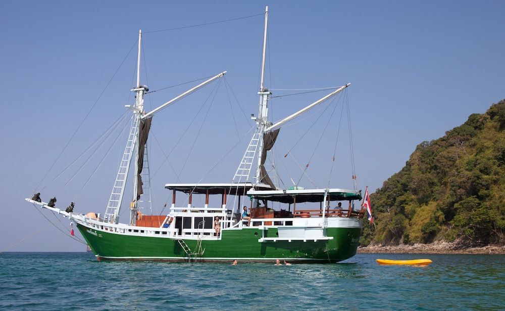 Муанг: Spaboat