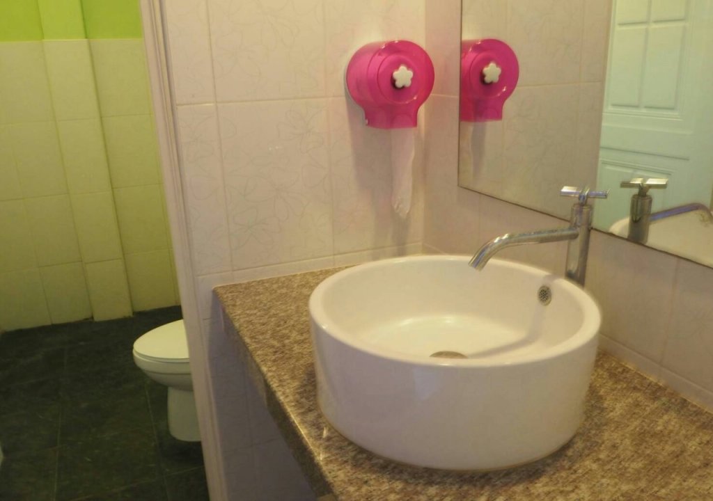 Нонг-Пан-Чан: At Home Suanphung
