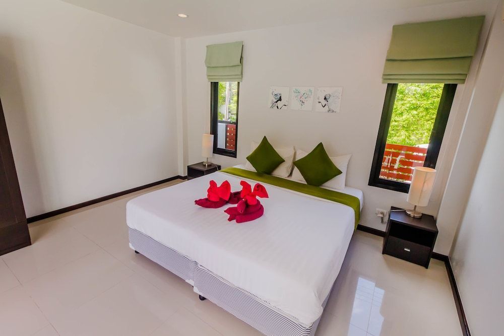 Муанг: Tropical Pool Villas near Phuket Zoo