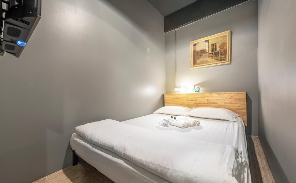 Бангкок: Sloth Hostel Don Mueang