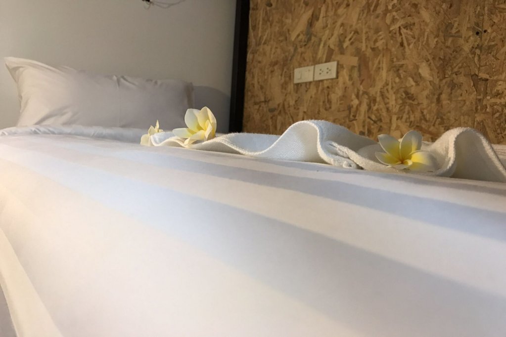 Самуи: U Box Hostel