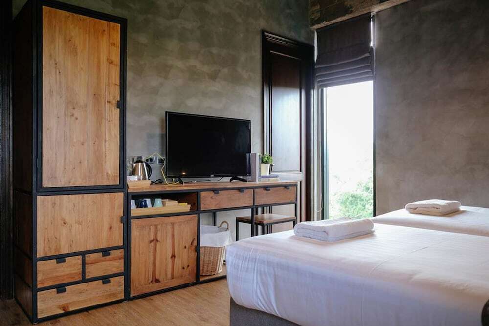 Сам-Рои-Йот: Goodhope Villa