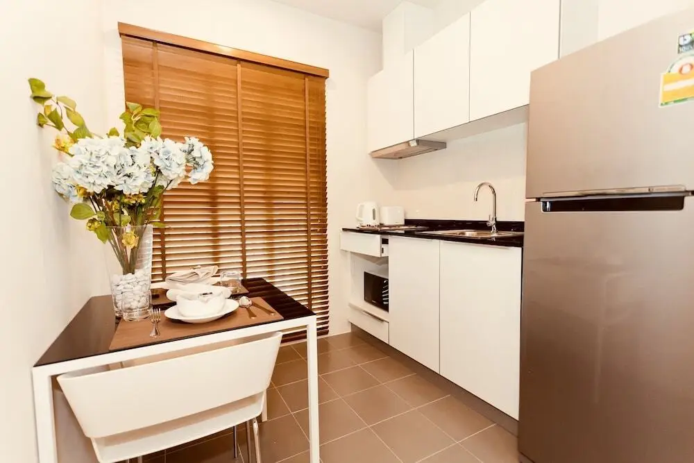 Муанг: The Base Downtown Condo by Joy