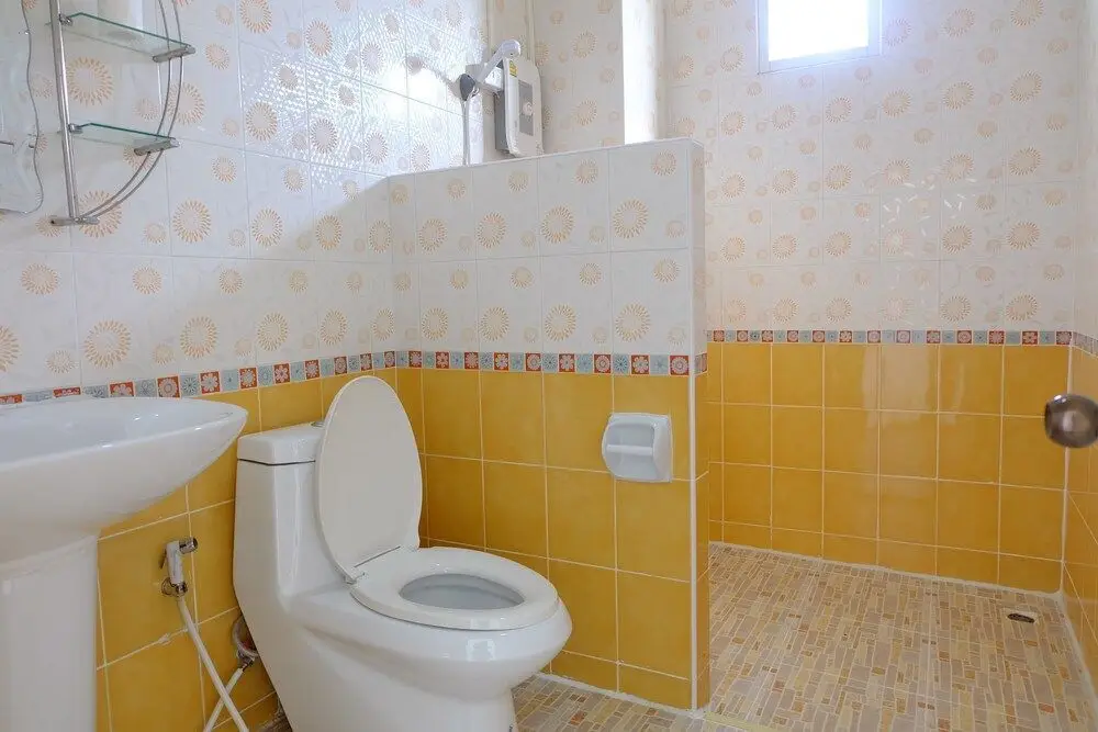 Мей-Сот: R J House Resort