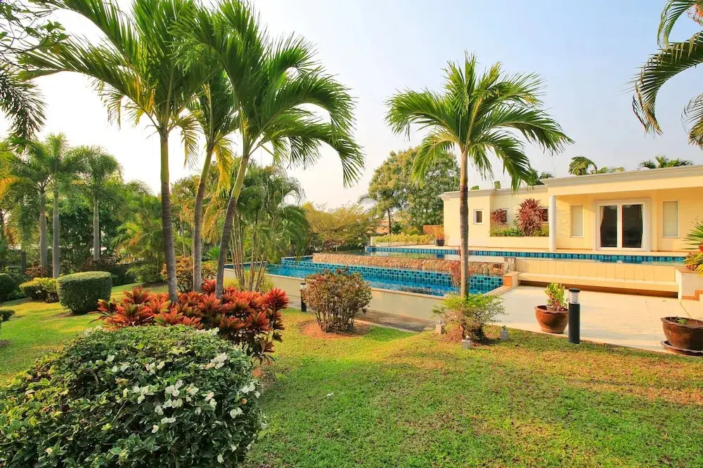 Паттайя: Pattaya Sunset Villa 4 Bedroom Sleeps 8