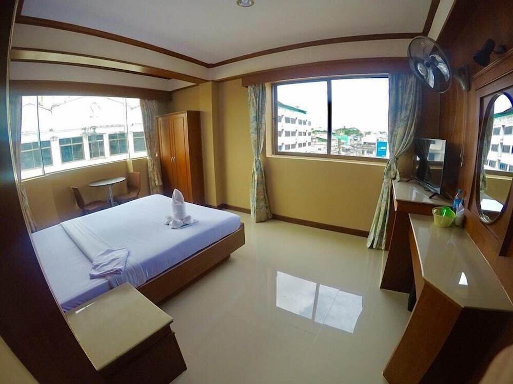 Садао: The Room Padangbesar