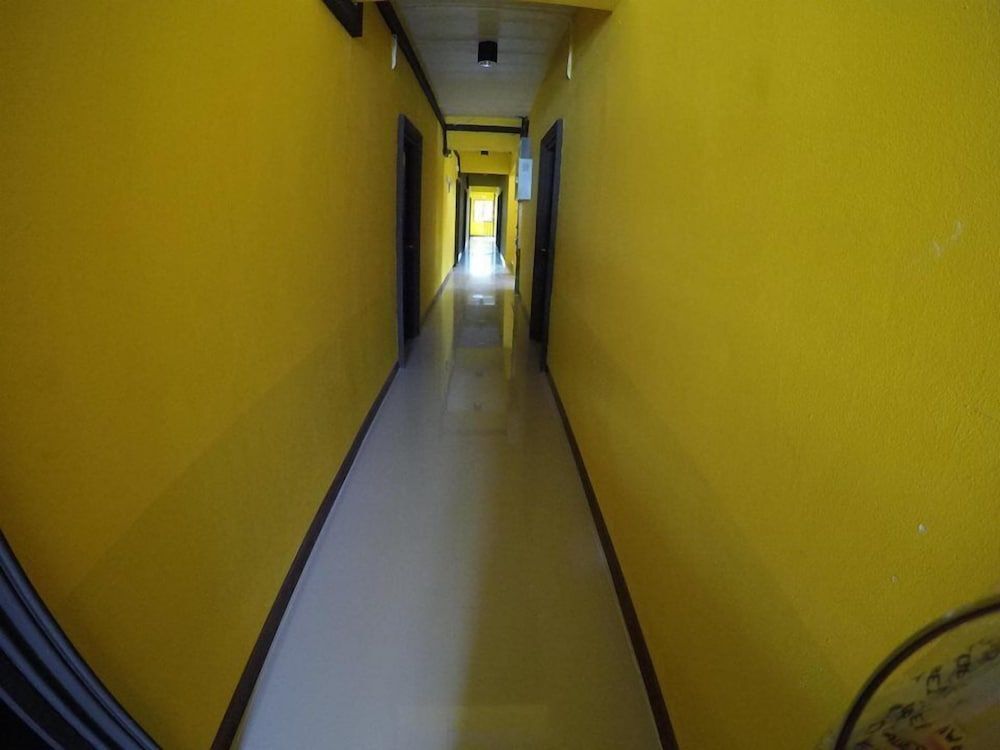Садао: The Room Padangbesar