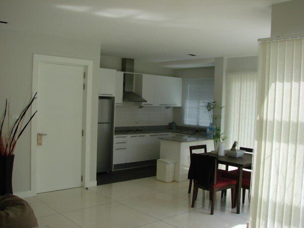 Тхаланг: Phuket Apartment