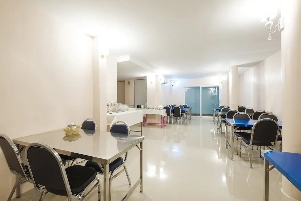 Бангкок: ZEN Rooms Phetchaburi 13