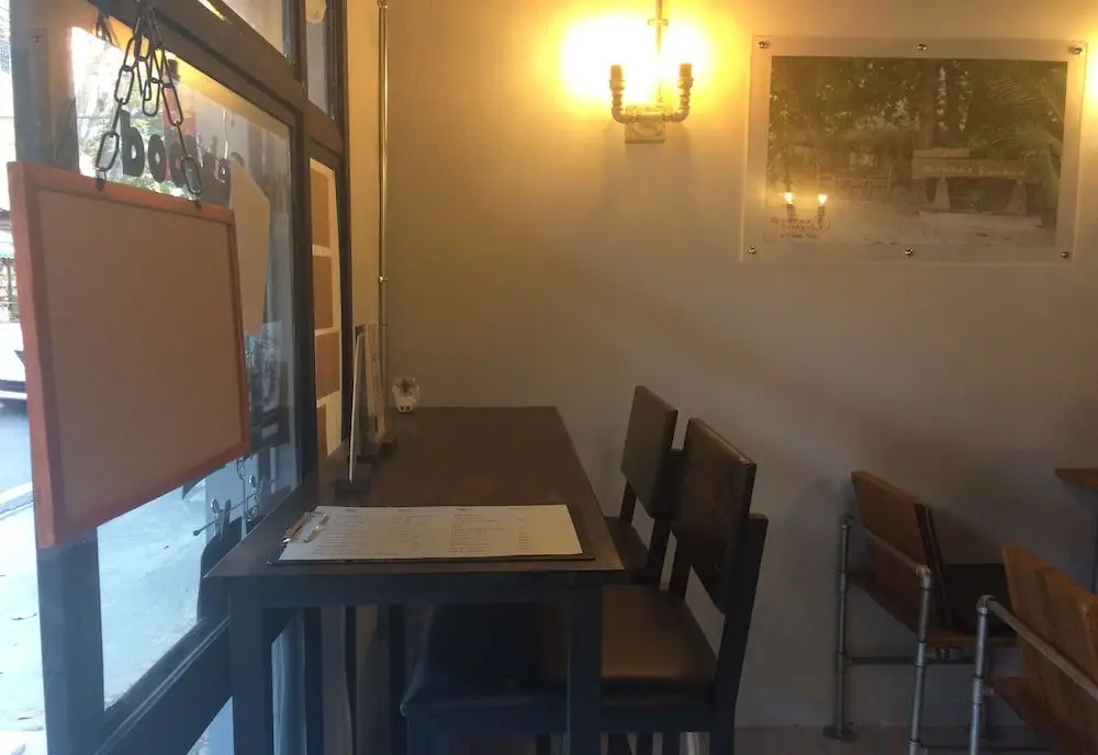 Бангкок: Monkey Cave - Hostel
