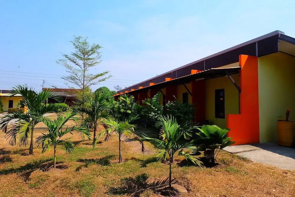 Так: The Palm Resort
