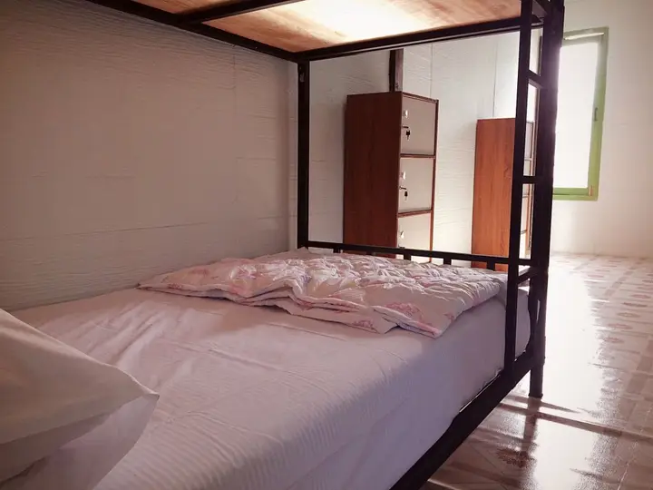 Ланта: Ozone Hostel