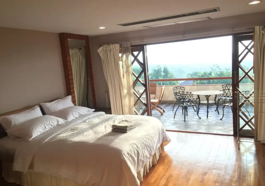 Пак-Чонг: Phuripimarn Penthouse