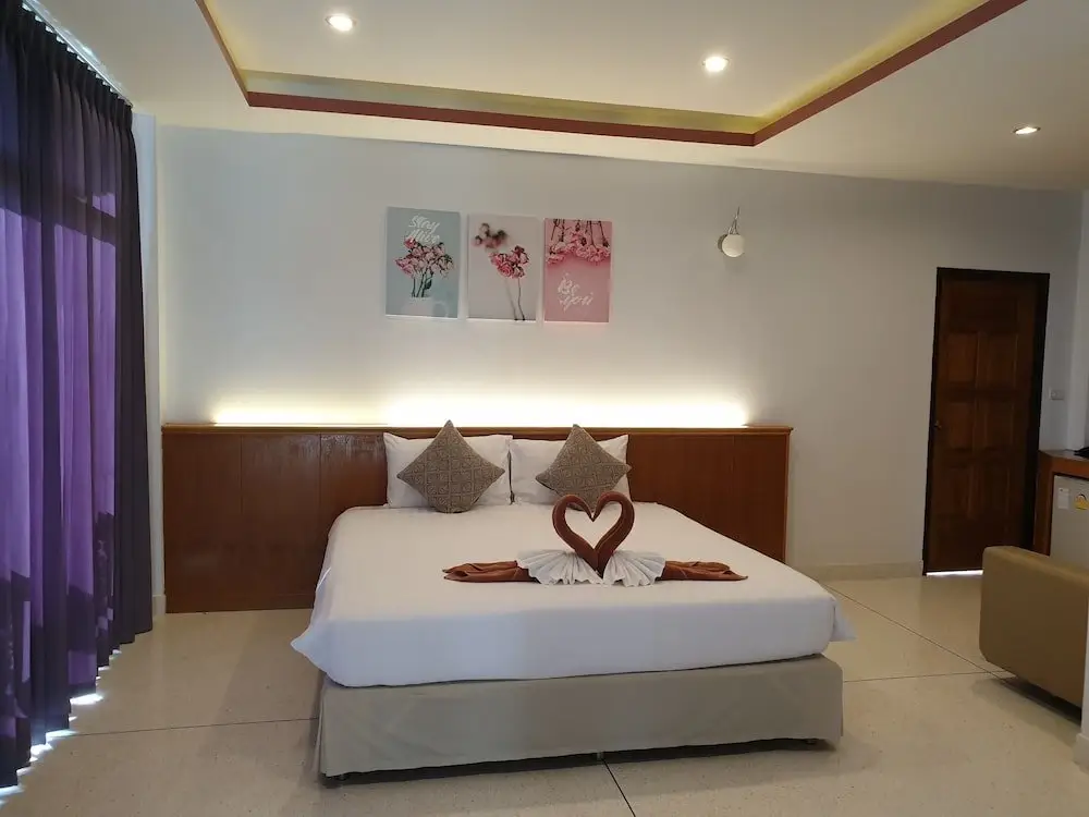 Ко Чанг: OYO 853 The Grand Koh Chang Hotel