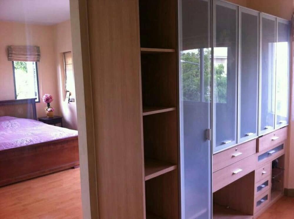 Рои Эт: Makmai 101 Holiday Home