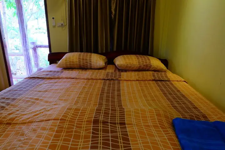 Сай Йок: Fahsuai Namsai Baimai Resort
