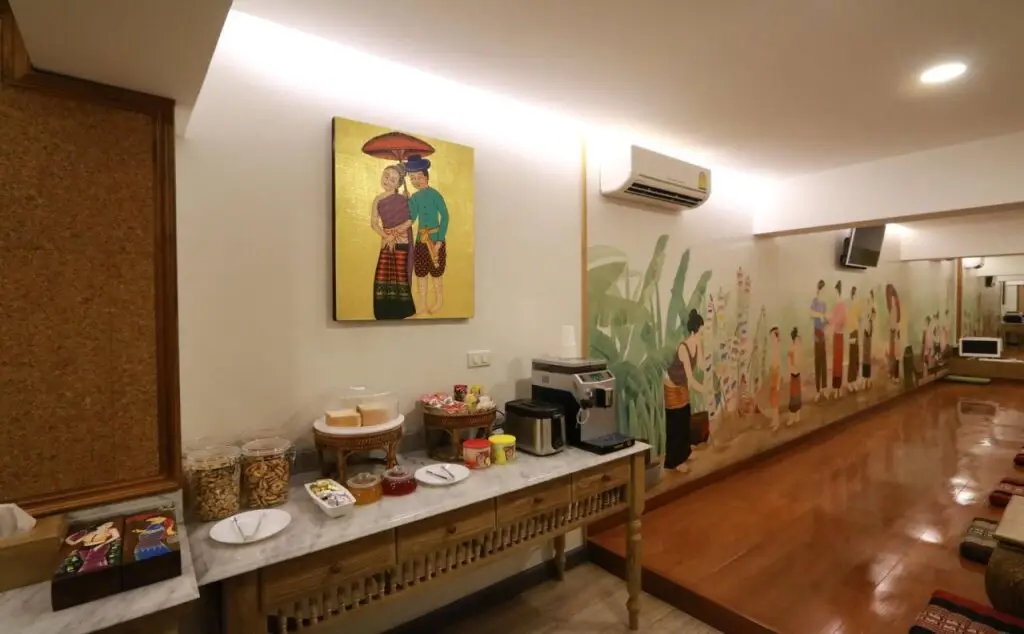 Бангкок: Mariya Lady Hostel At Suvarnabhumi Airport - Female Only