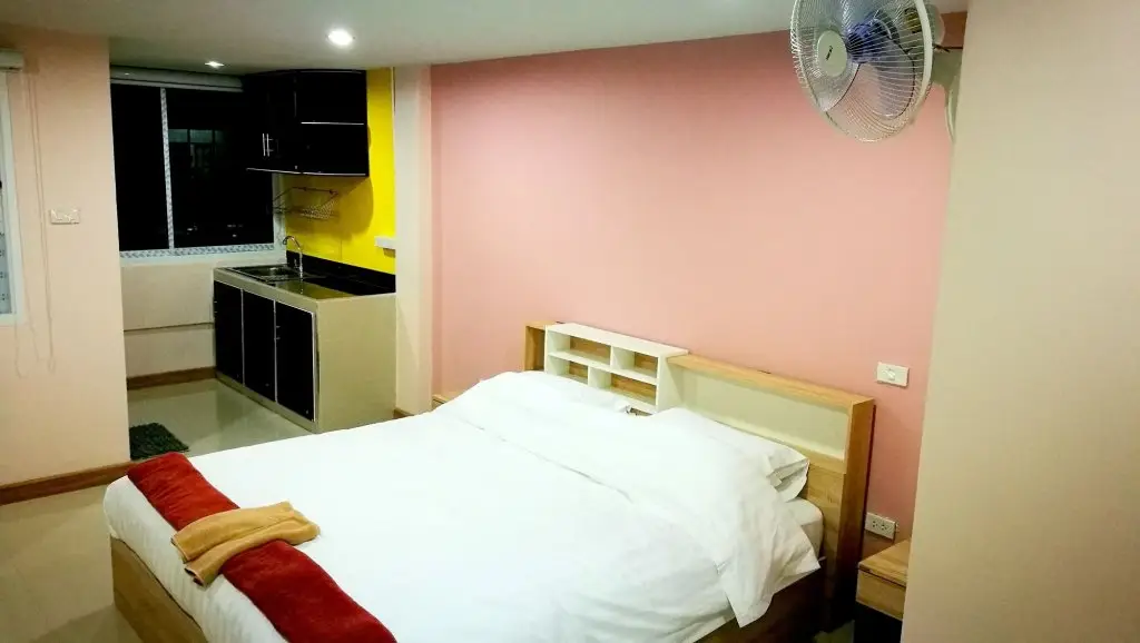 Паттайя: Walking Street Residence - Boutique Suites
