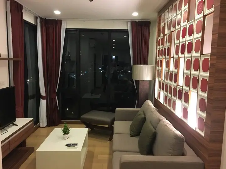 Чиангмай: Luxury Corner Room