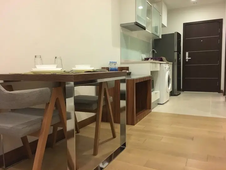Чиангмай: Luxury Corner Room