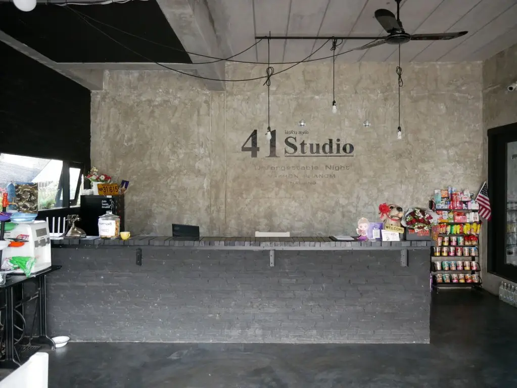 Нахон Фаном: 41 Studio - Adults Only