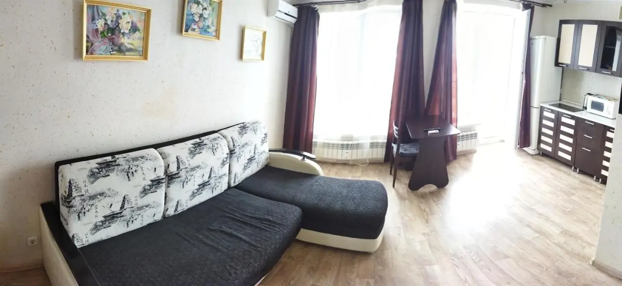 Самара: Apartment on Dmitriy Kozlova 9