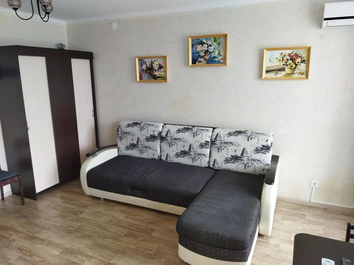 Самара: Apartment on Dmitriy Kozlova 9