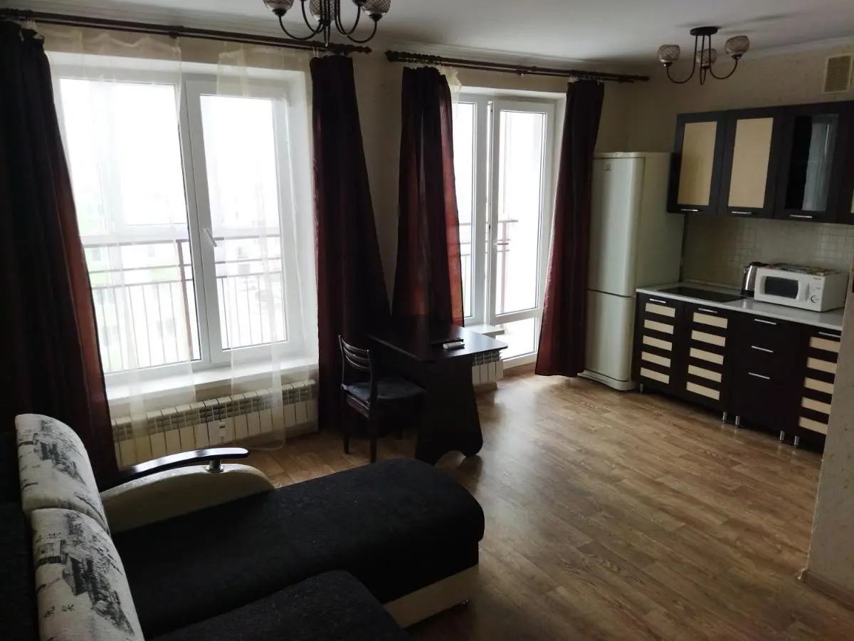 Самара: Apartment on Dmitriy Kozlova 9