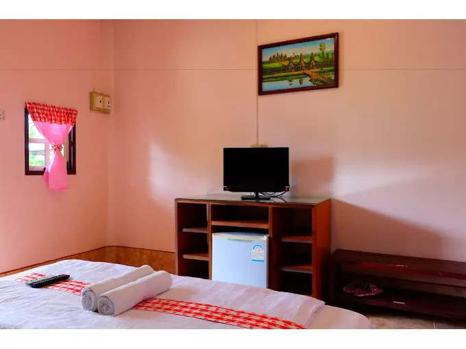 Исторический парк Kamphaeng Phet: P Resort Hotel