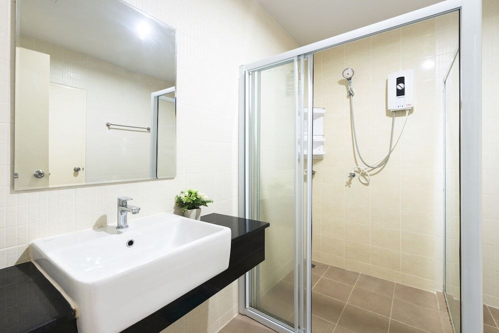 Тхаланг: Supirum Cozy Home 3 Bedroom near Beach