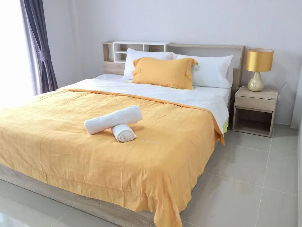 Тхаланг: Supirum Cozy Home 3 Bedroom near Beach