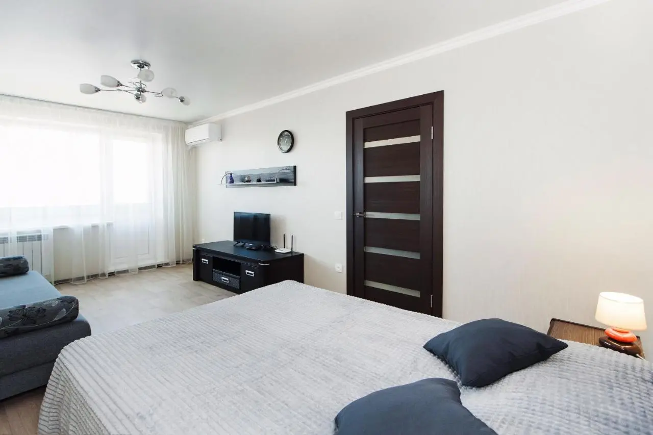 Тольятти: John Silver Apartment SUTKI LIFE